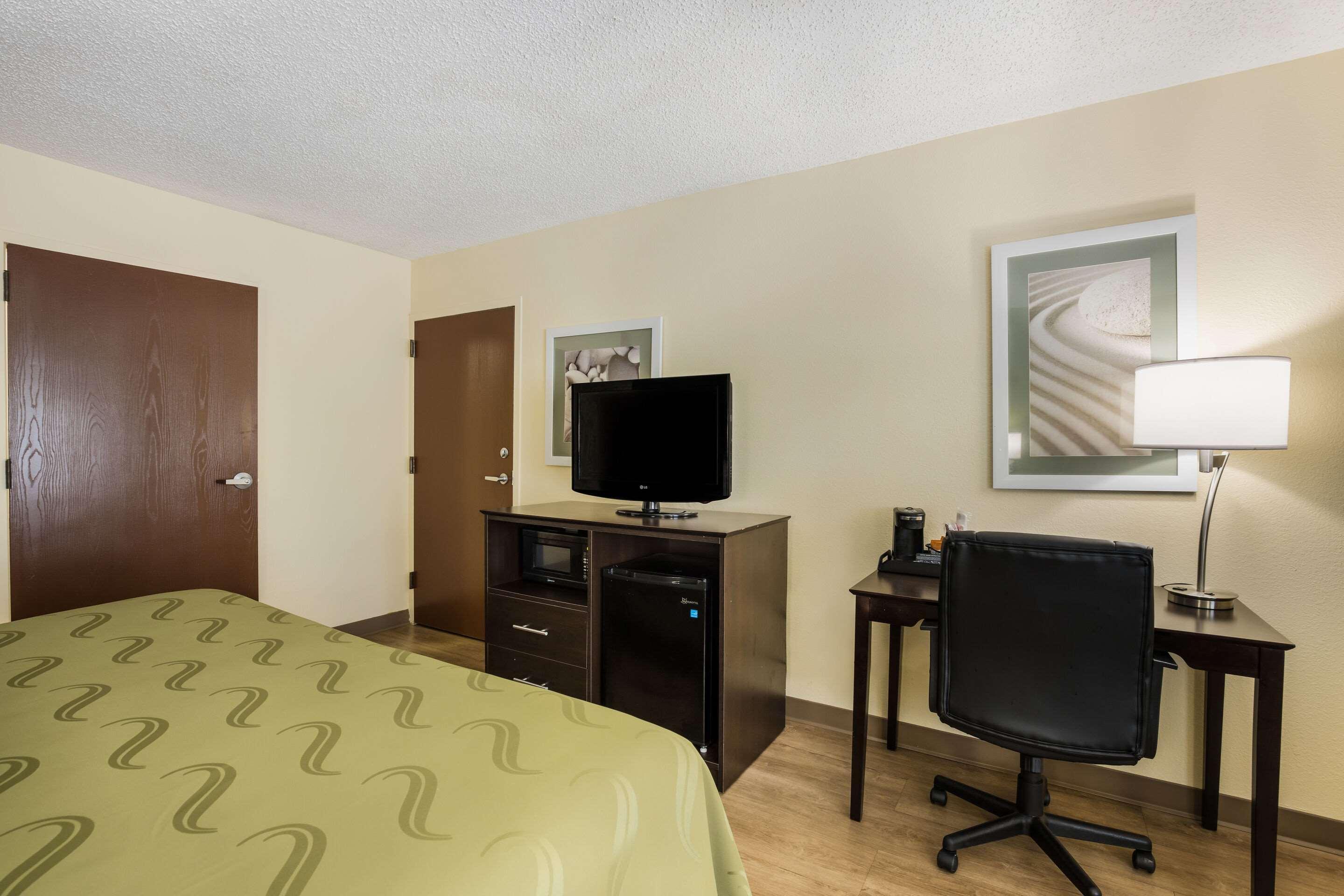 Quality Inn Олбані Екстер'єр фото
