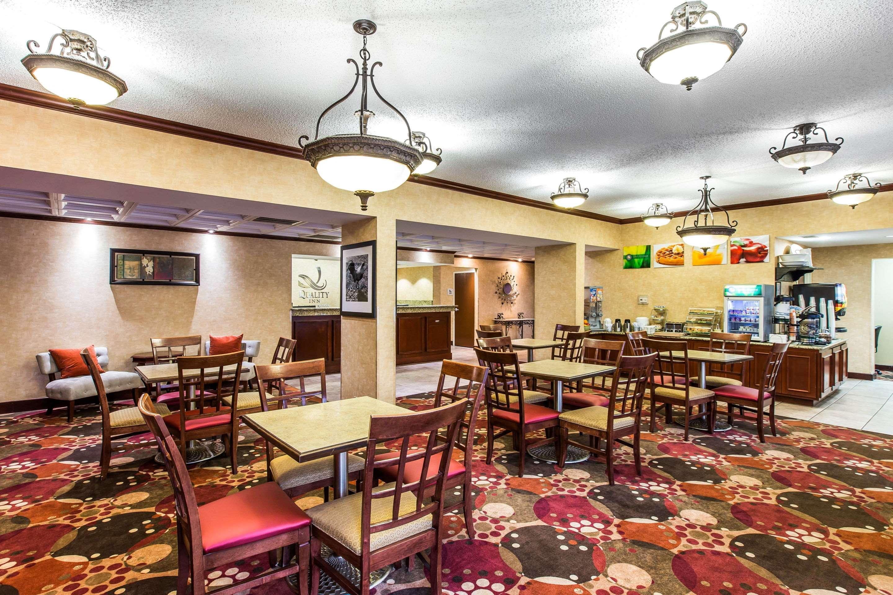 Quality Inn Олбані Екстер'єр фото