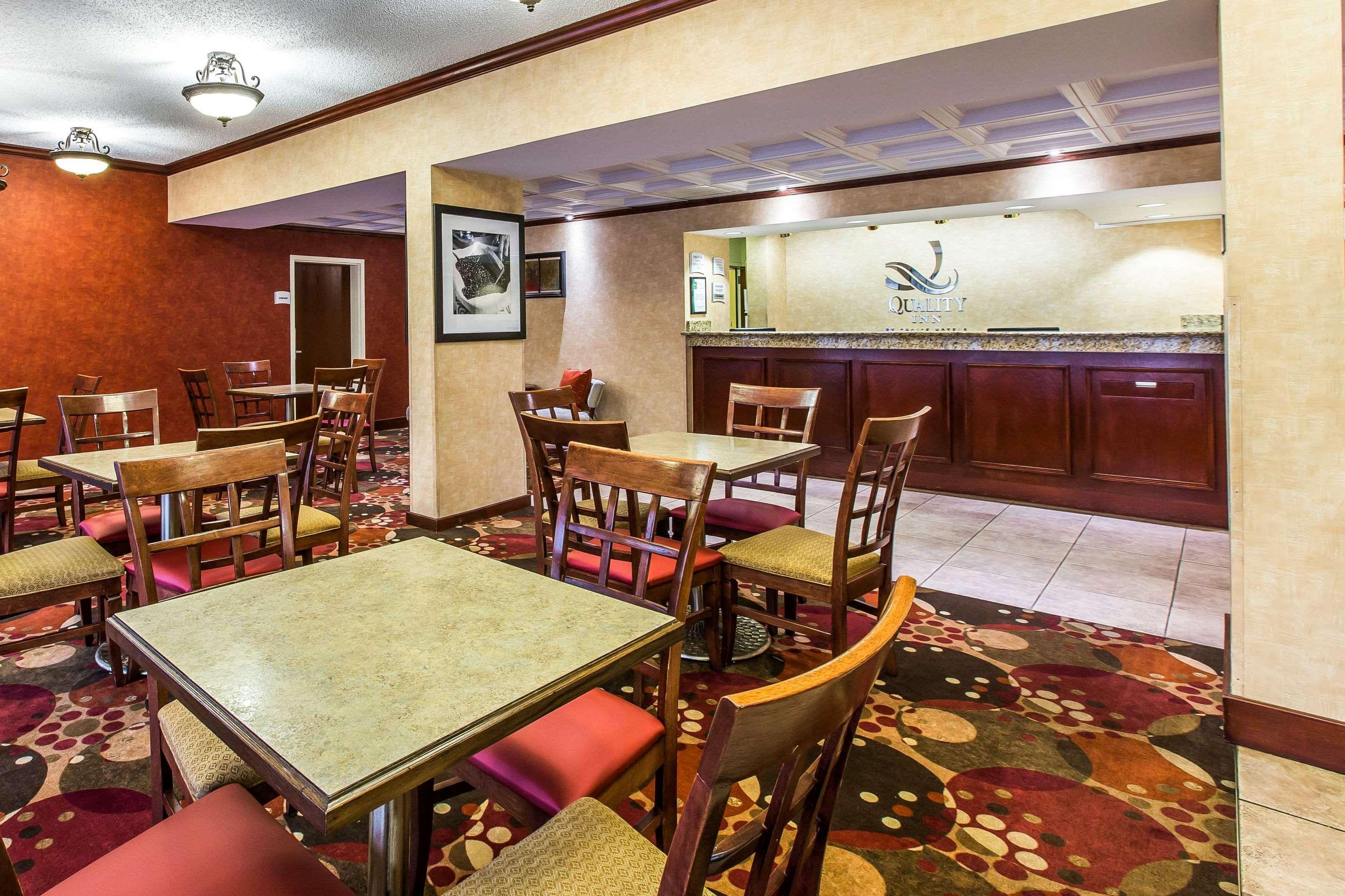 Quality Inn Олбані Екстер'єр фото