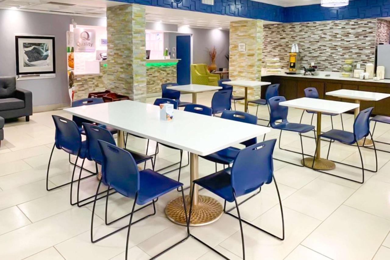 Quality Inn Олбані Екстер'єр фото