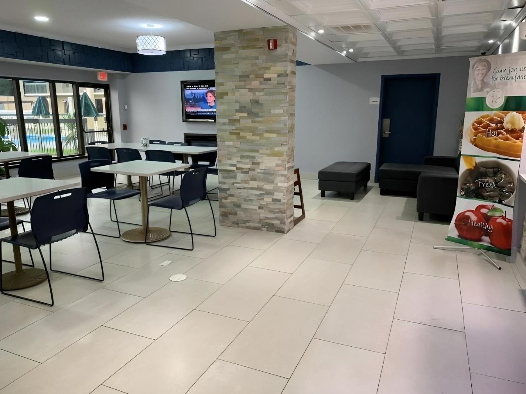 Quality Inn Олбані Екстер'єр фото